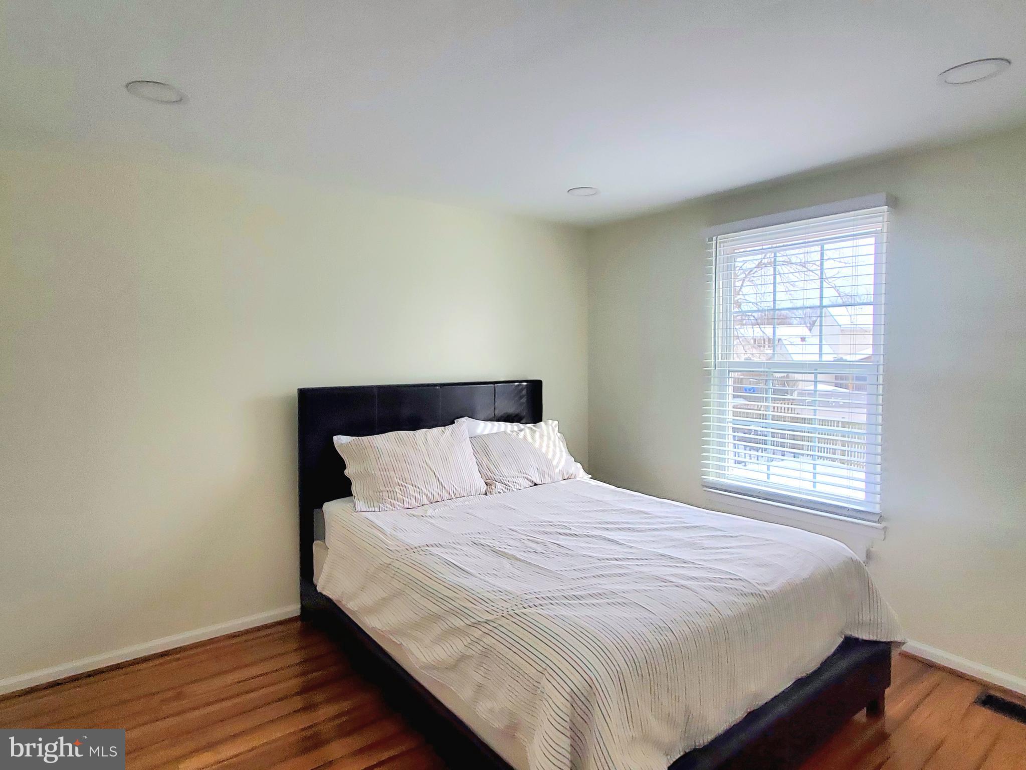 XANADU ESTATES - Residential Lease