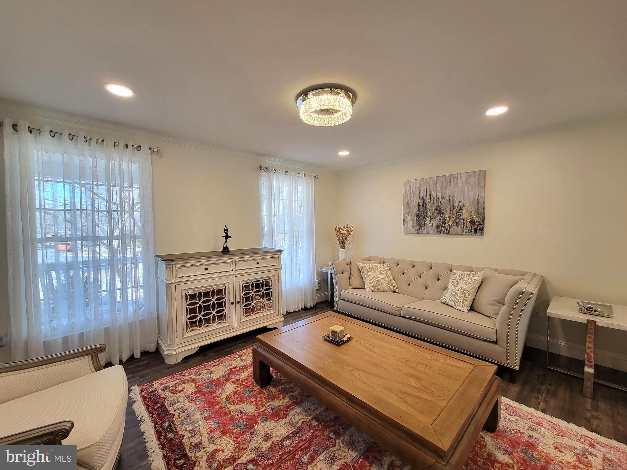 XANADU ESTATES - Residential Lease