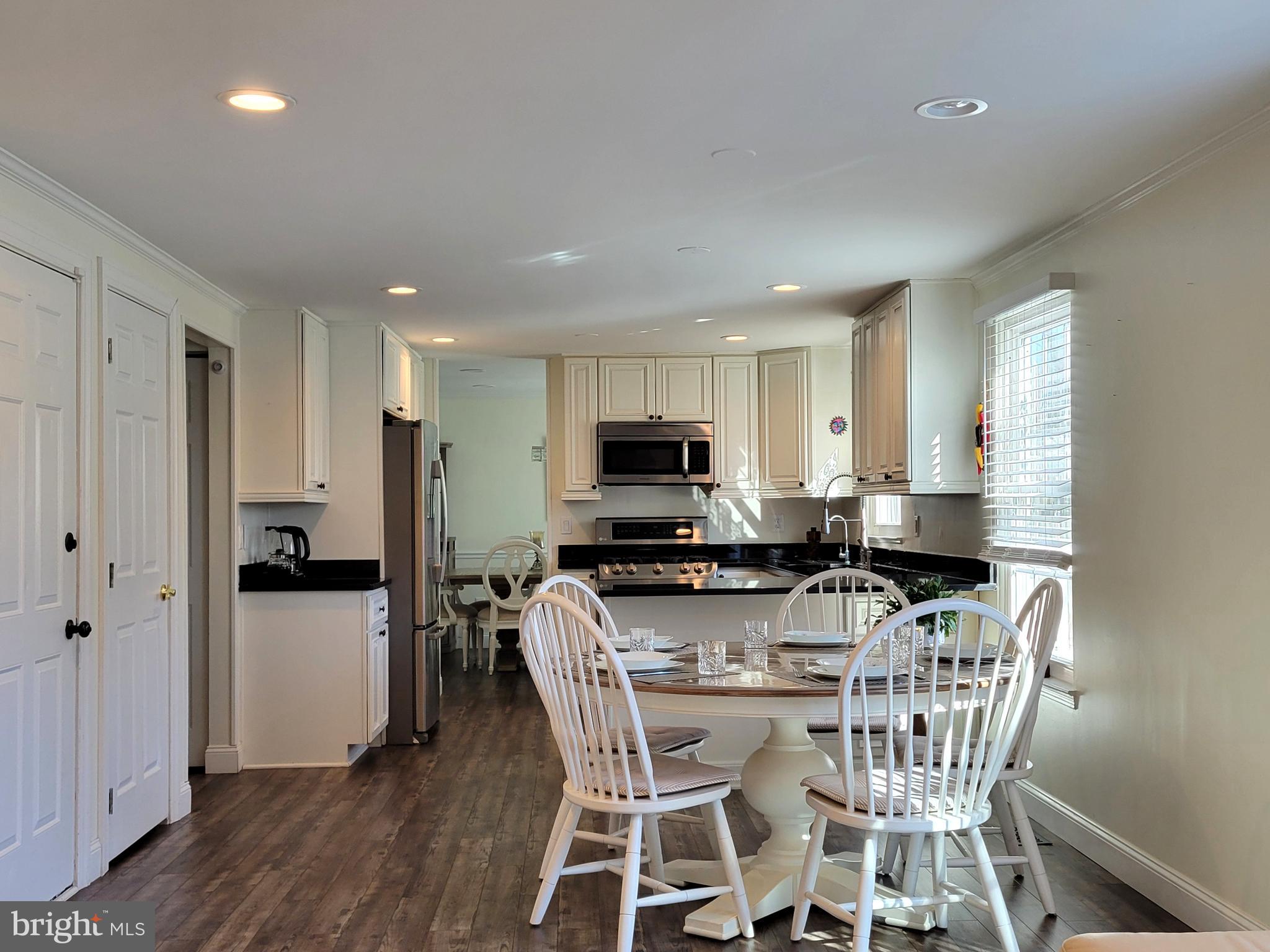 XANADU ESTATES - Residential Lease