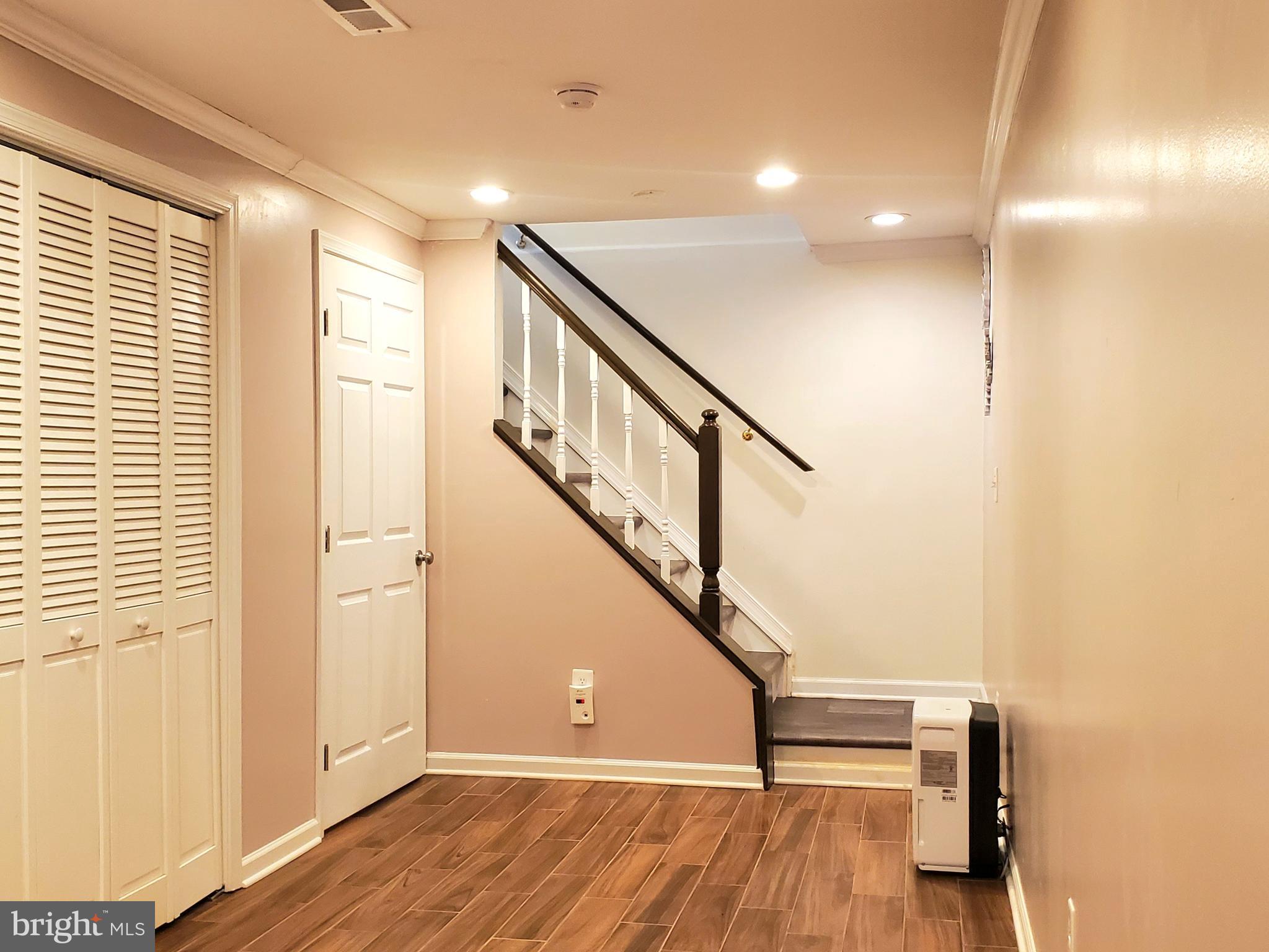 XANADU ESTATES - Residential Lease