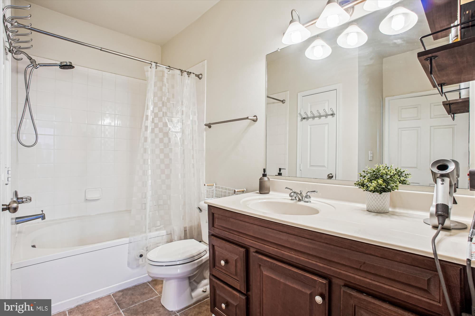 BRYSON AT WOODLAND PARK - Residential