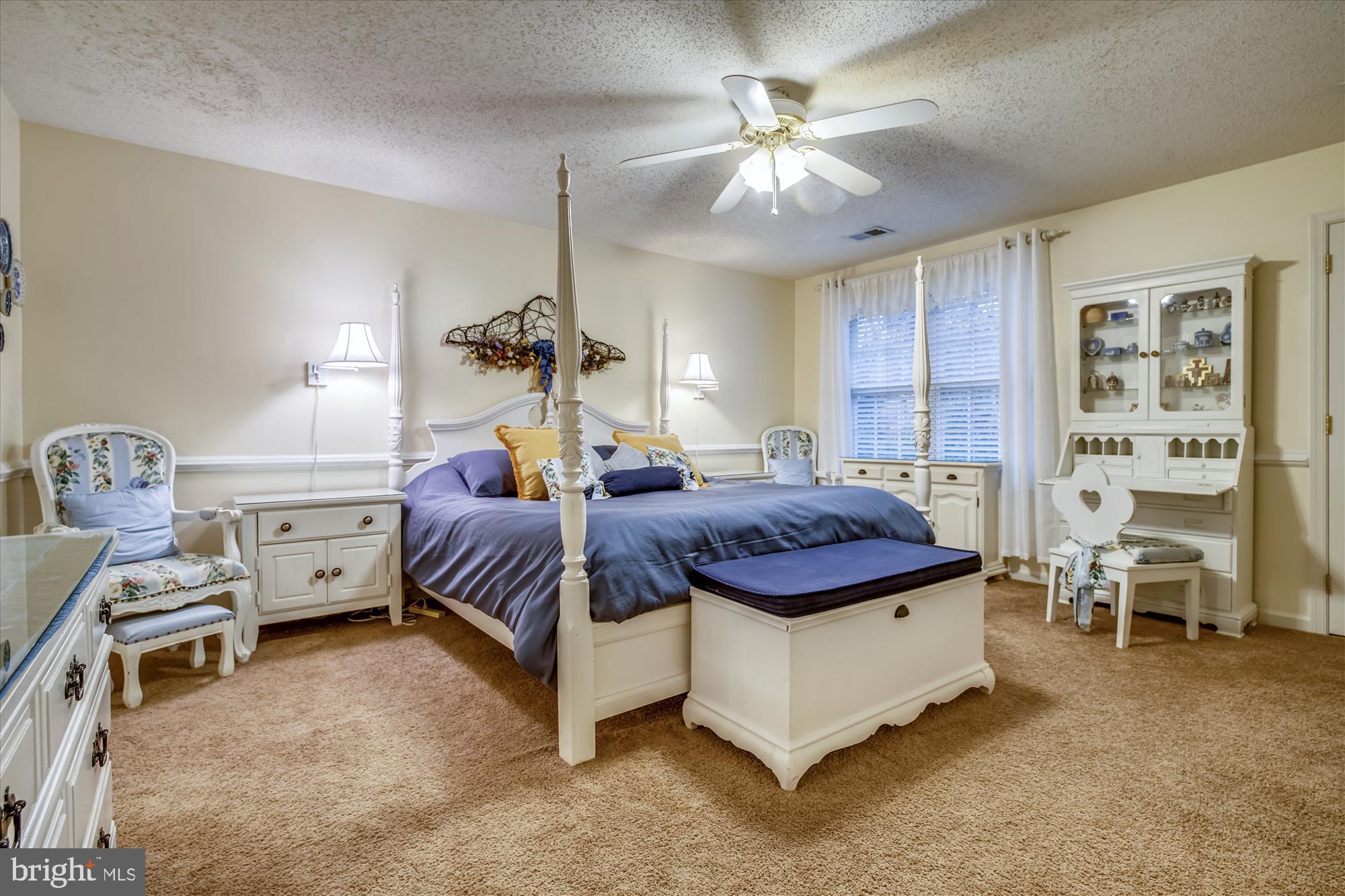 JAMESTOWNE - Residential