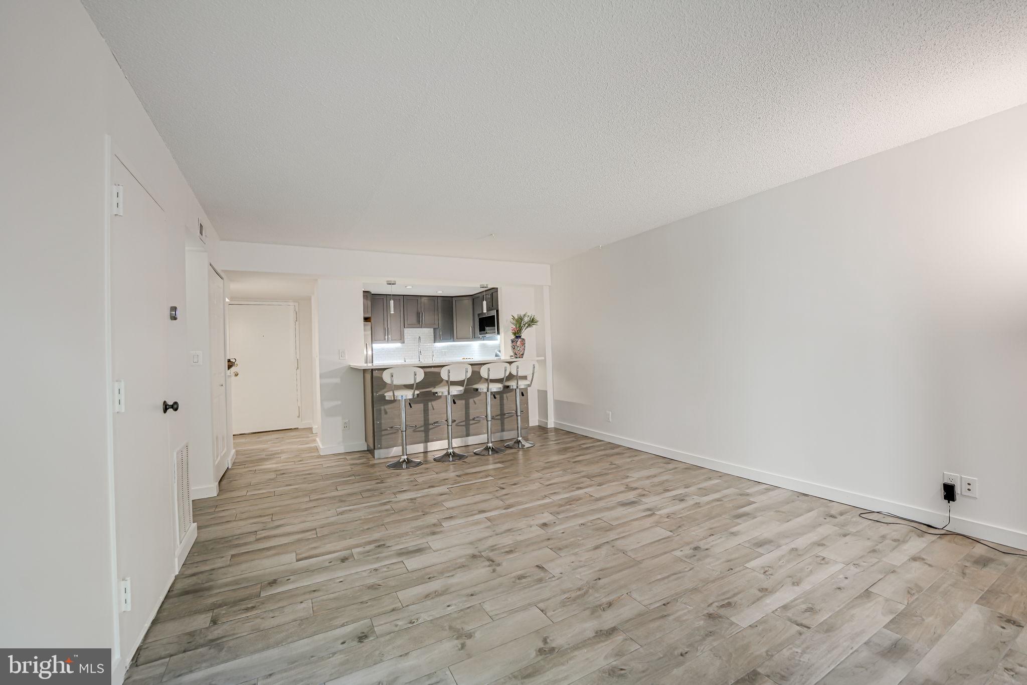 COLONIES AT MCLEAN - Residential