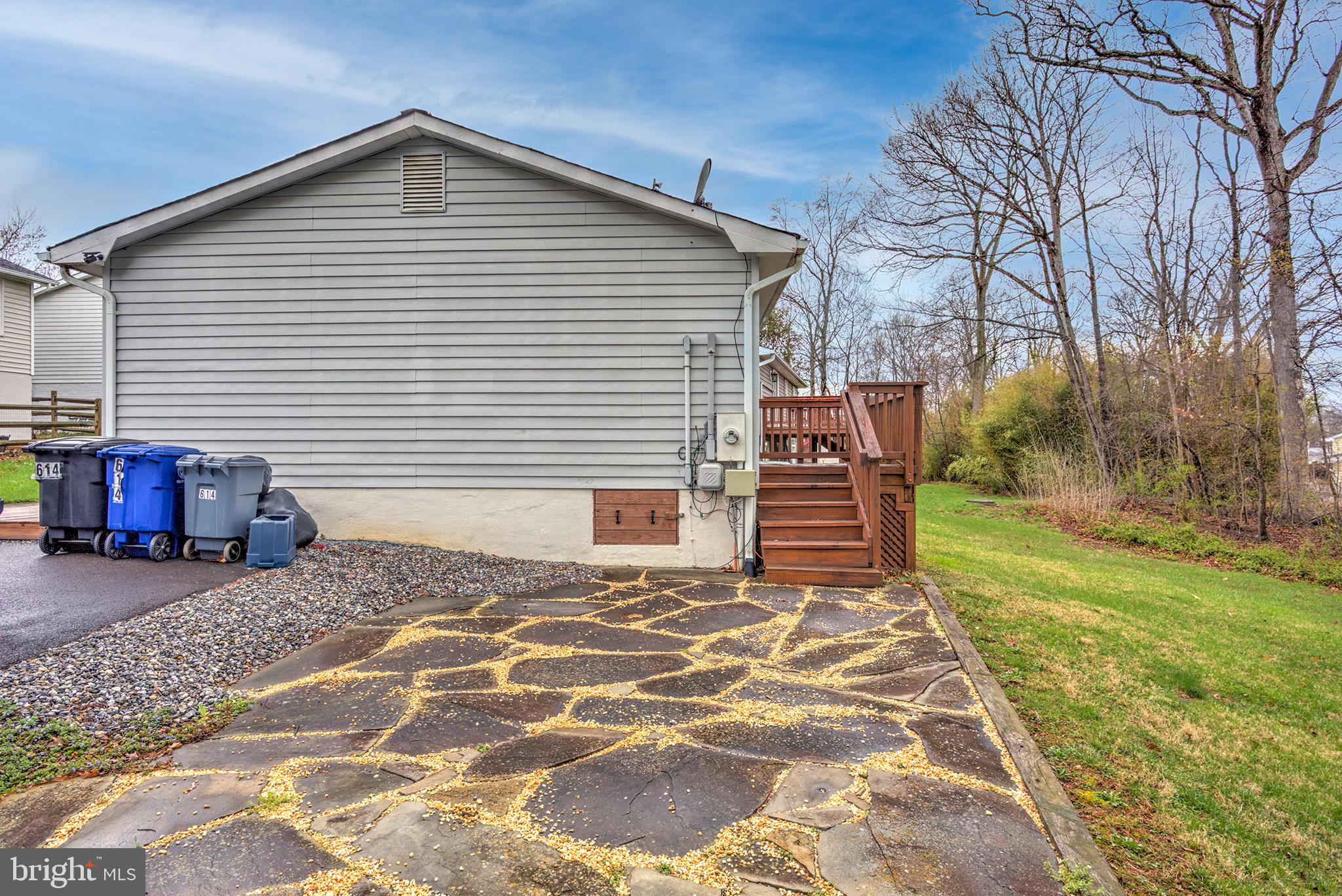 SILVER OAKS - Residential