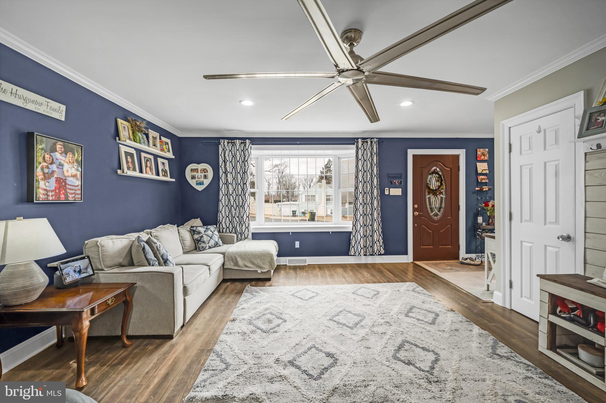 WILLOW GROVE - Residential