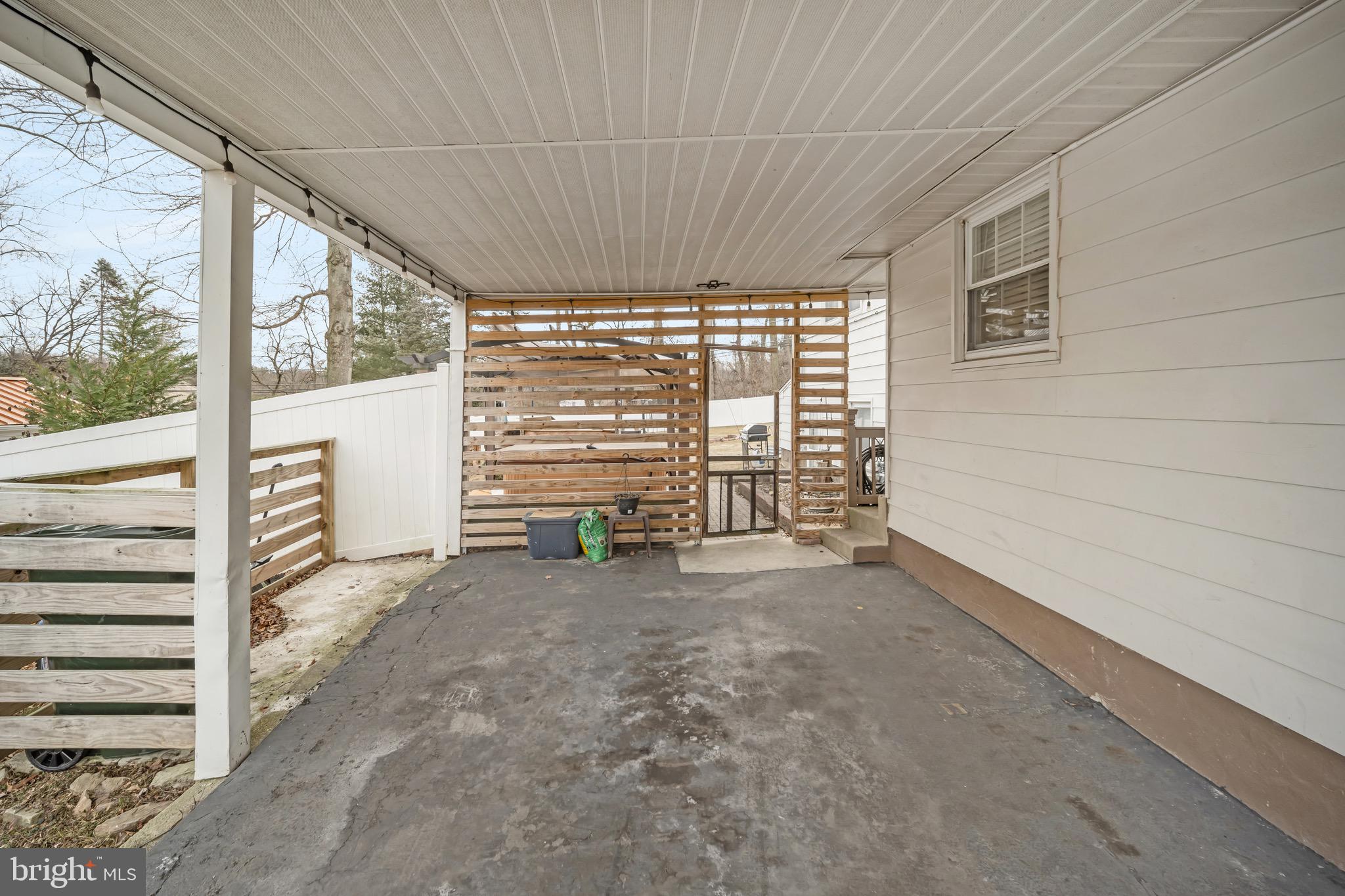WILLOW GROVE - Residential
