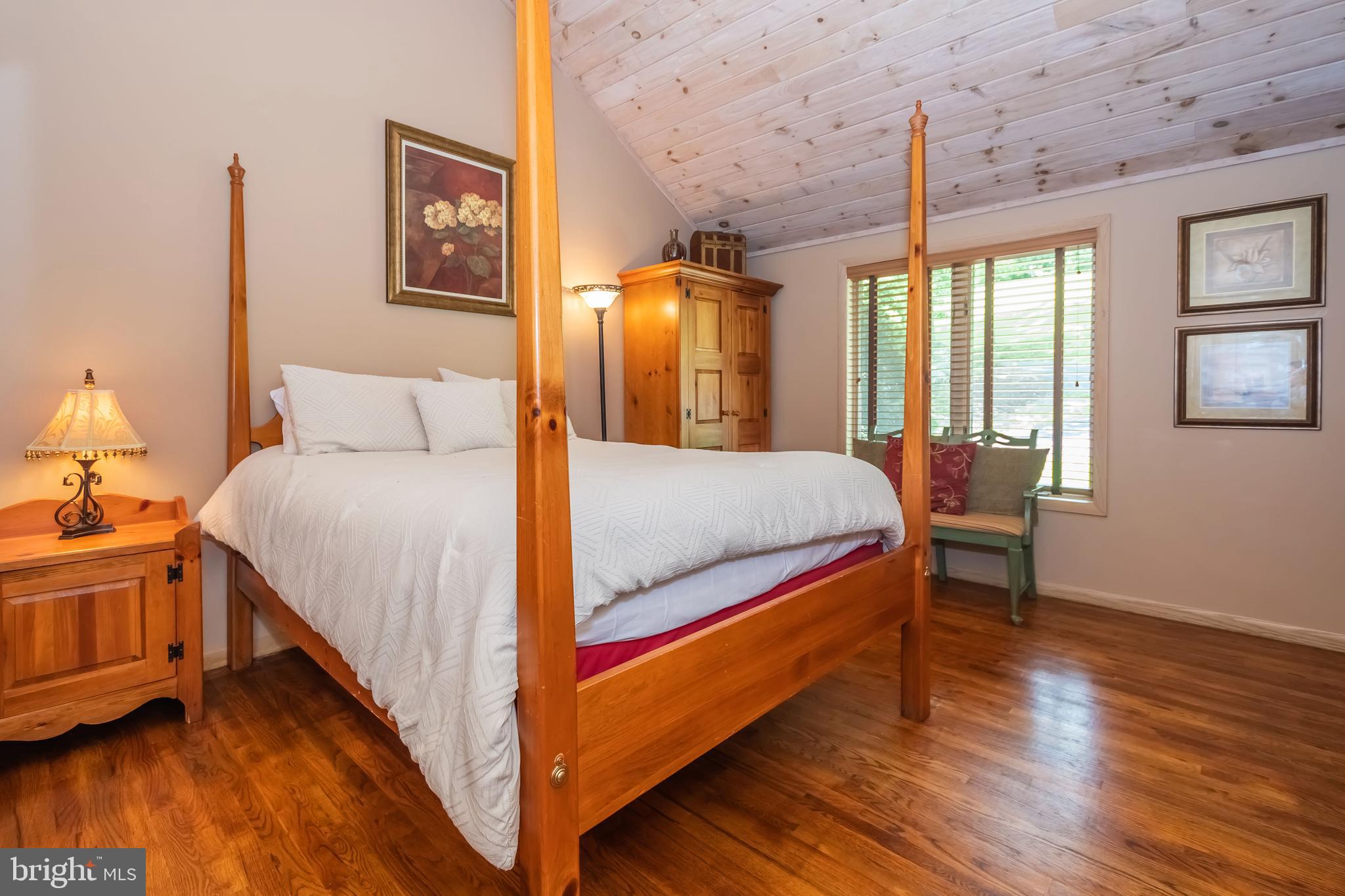 WATERSIDE AT WISP - Residential