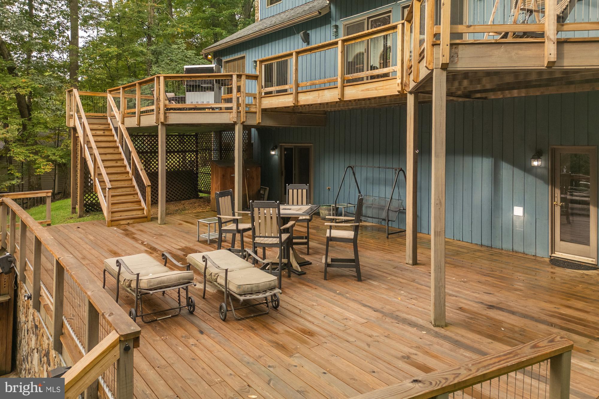 WATERSIDE AT WISP - Residential