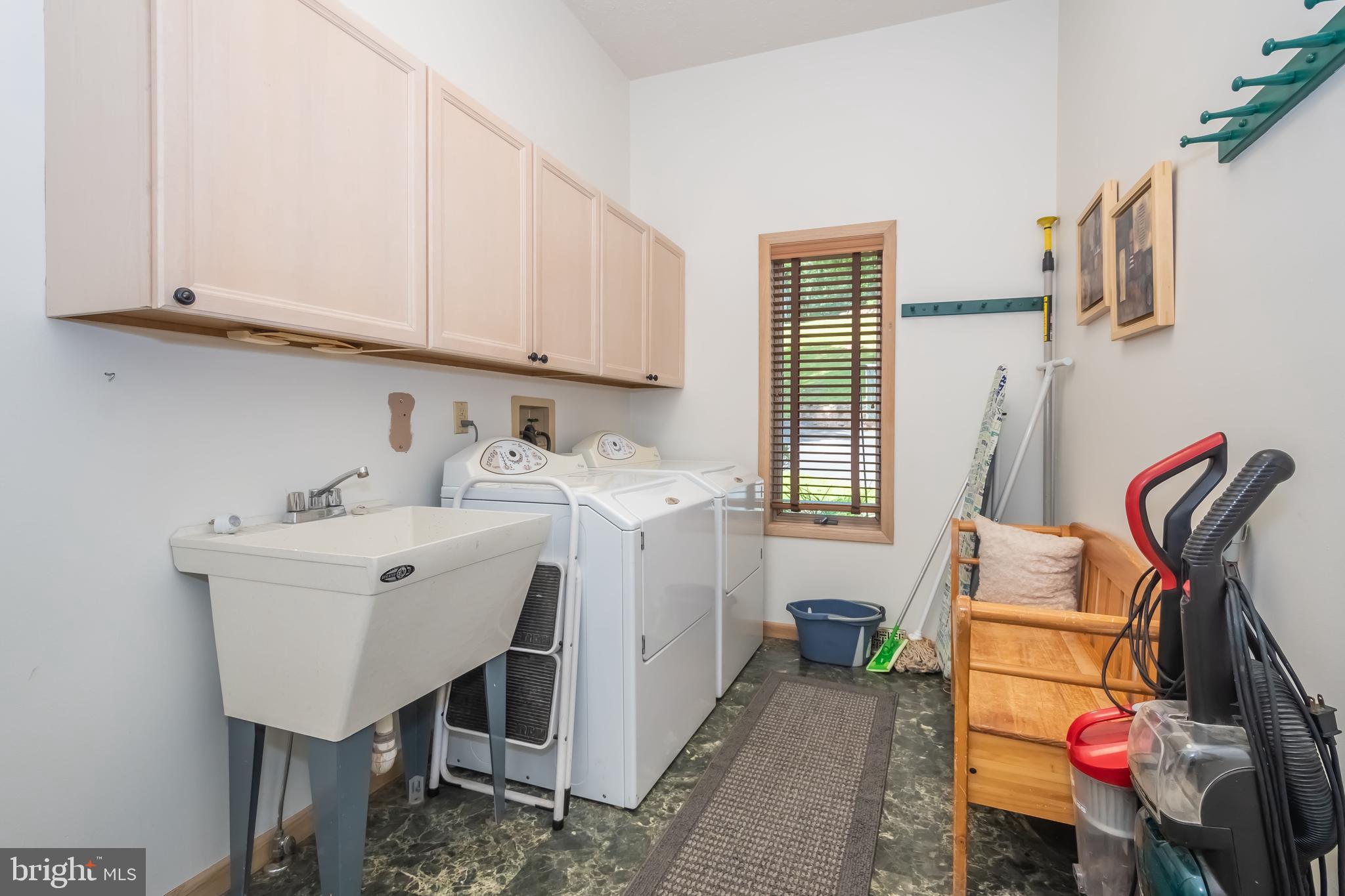 WATERSIDE AT WISP - Residential