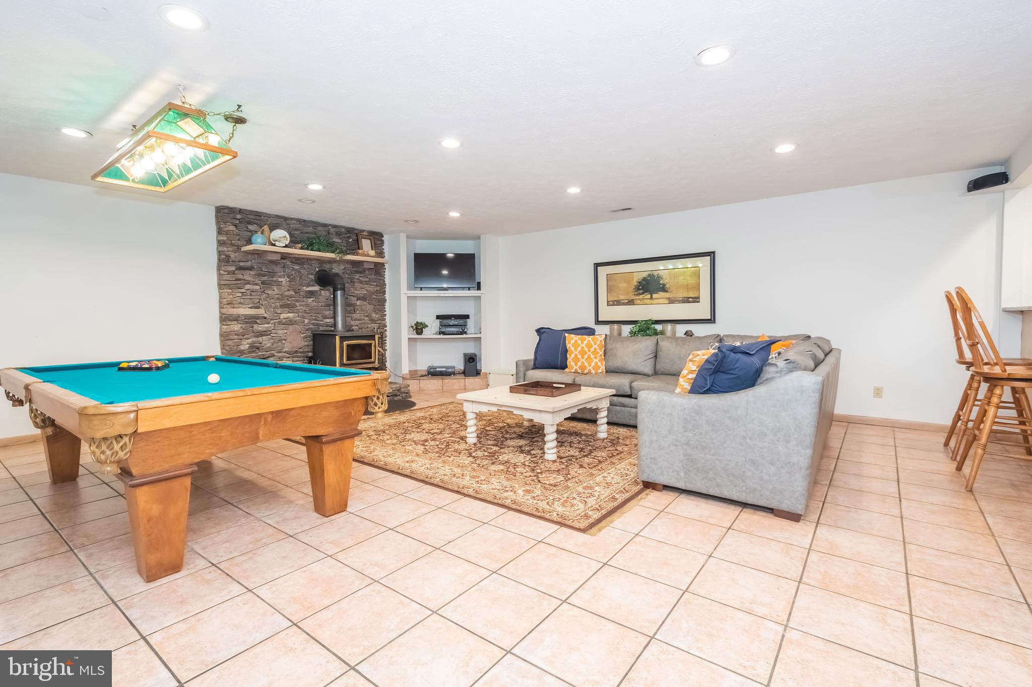 WATERSIDE AT WISP - Residential