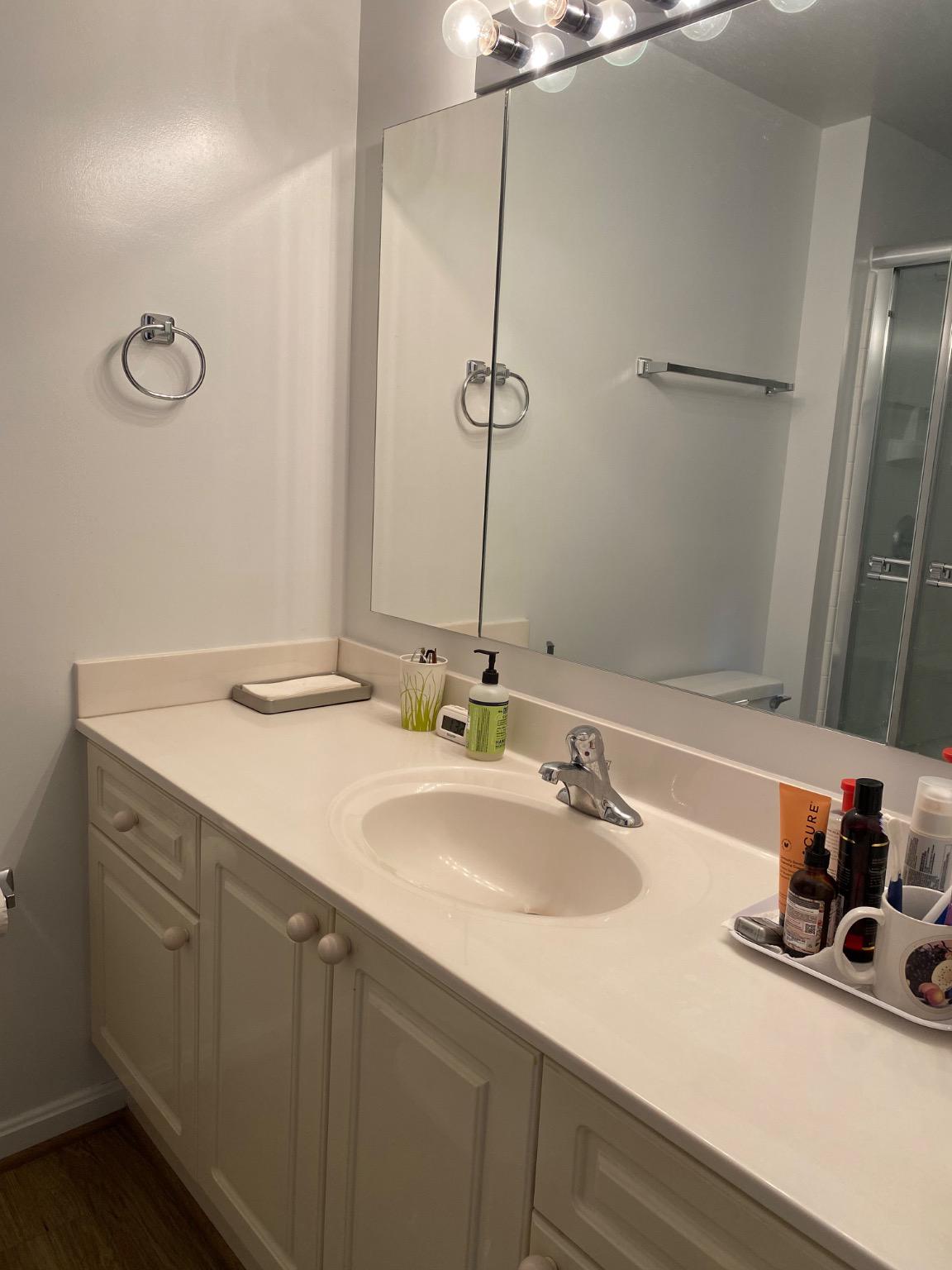VANTAGE POINT EAST @ LEISURE WORLD - Residential