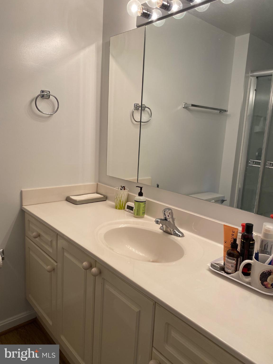 VANTAGE POINT EAST @ LEISURE WORLD - Residential