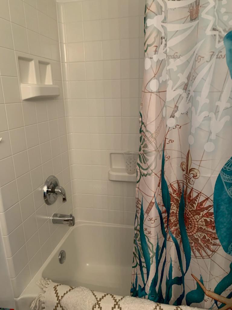 VANTAGE POINT EAST @ LEISURE WORLD - Residential