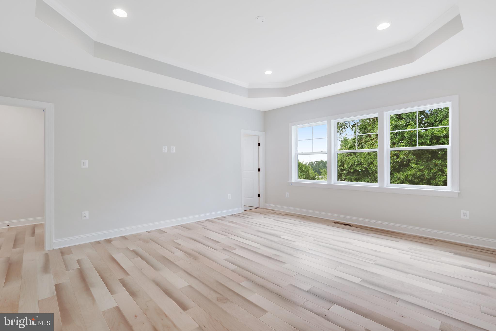 MANTUA - Residential