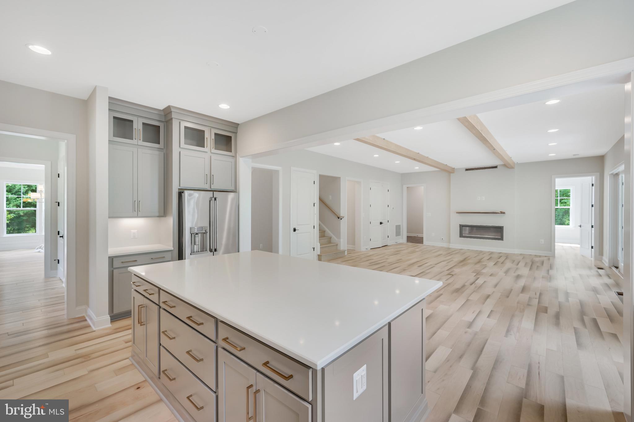 MANTUA - Residential