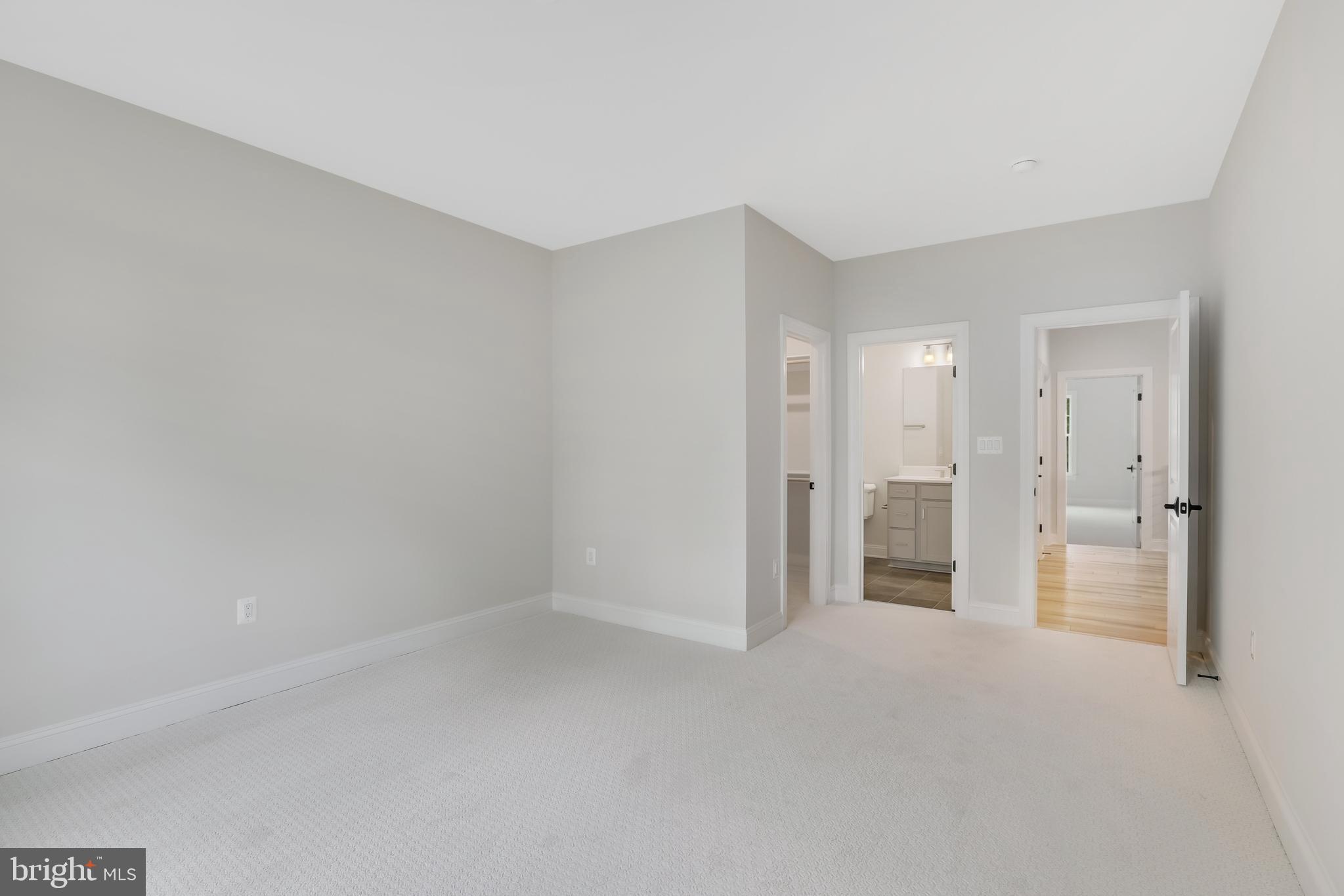 MANTUA - Residential