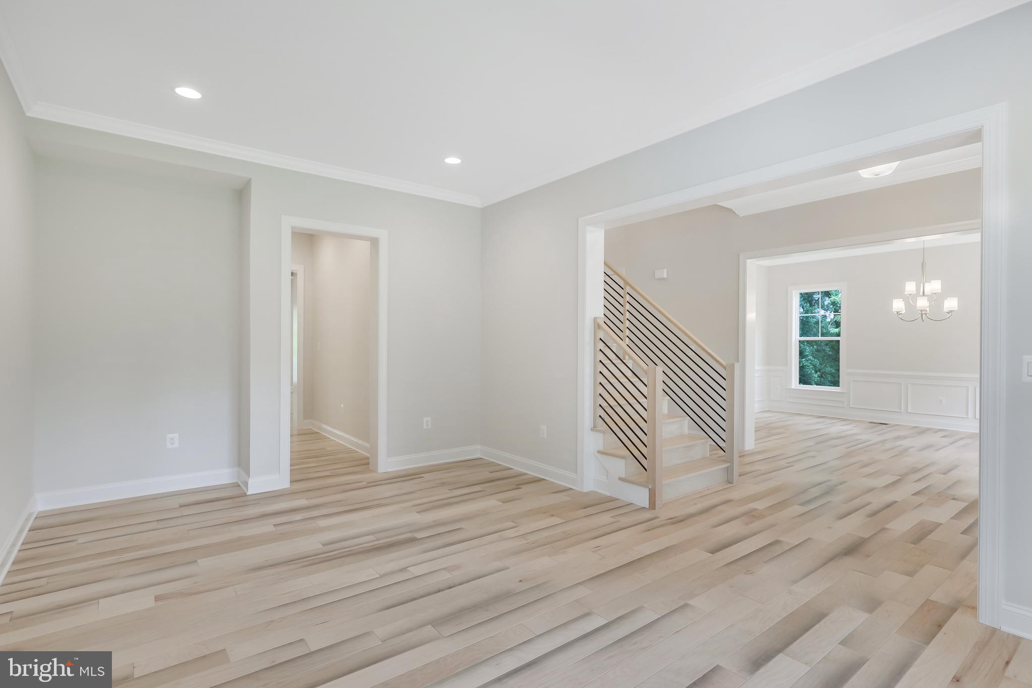 MANTUA - Residential