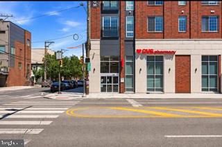 POINT BREEZE - Residential