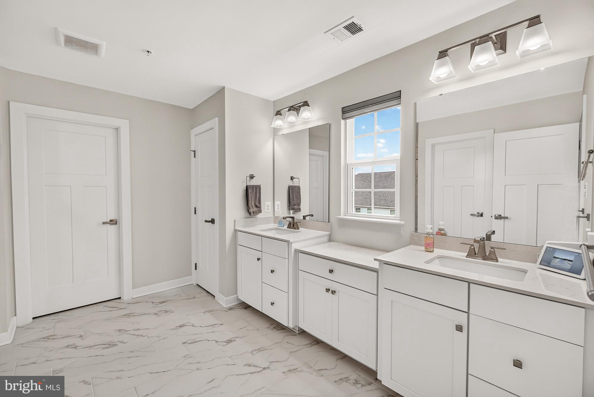 LANDSDALE - Residential