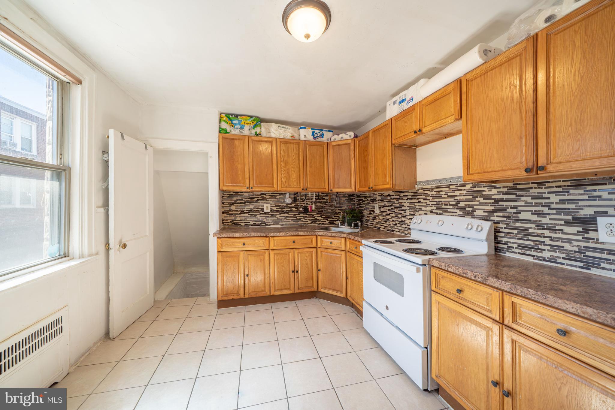 2400 SOUTH - Residential