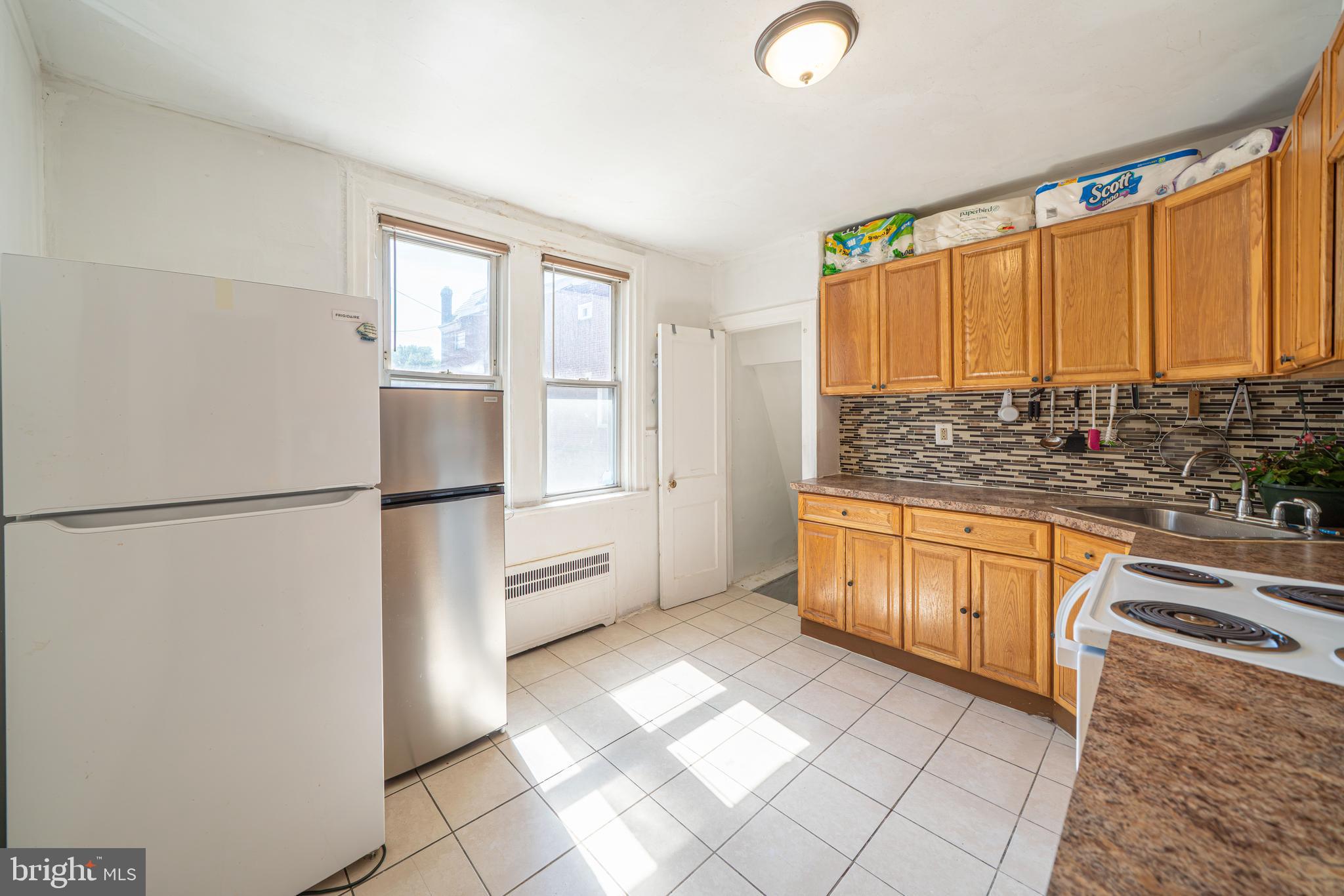 2400 SOUTH - Residential