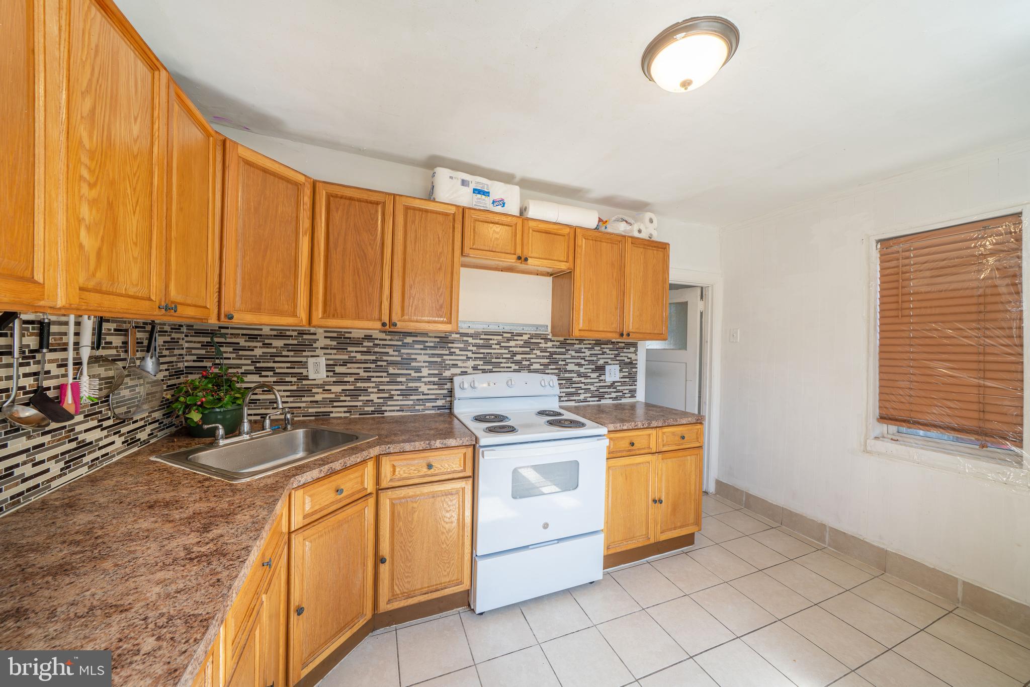 2400 SOUTH - Residential