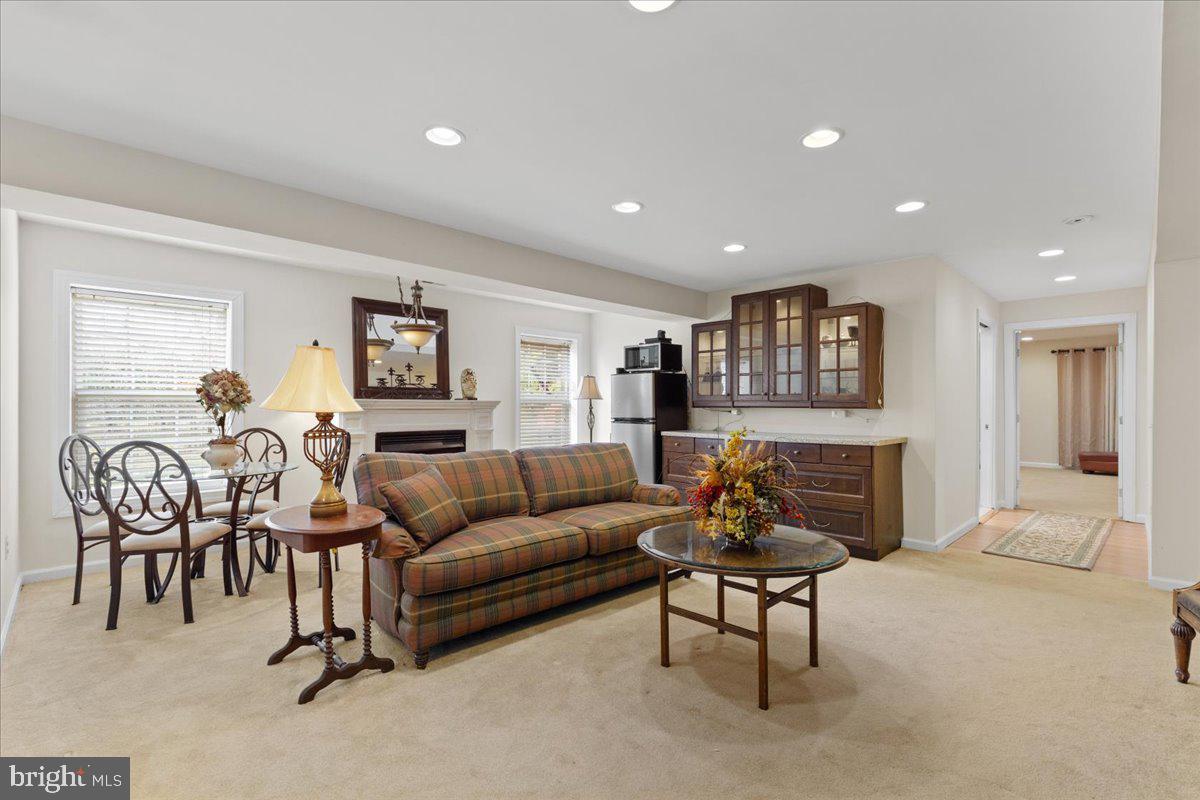 SALEM FARMS - Residential