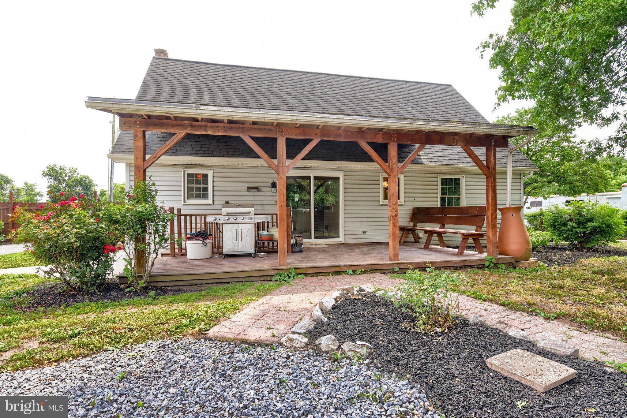LONDONDERRY TOWNSHIP - Residential