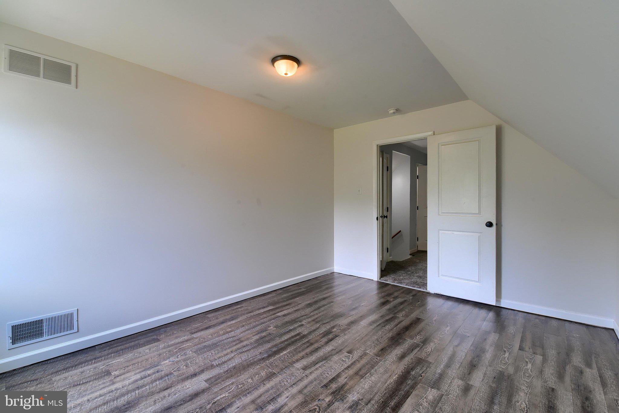 LONDONDERRY TOWNSHIP - Residential