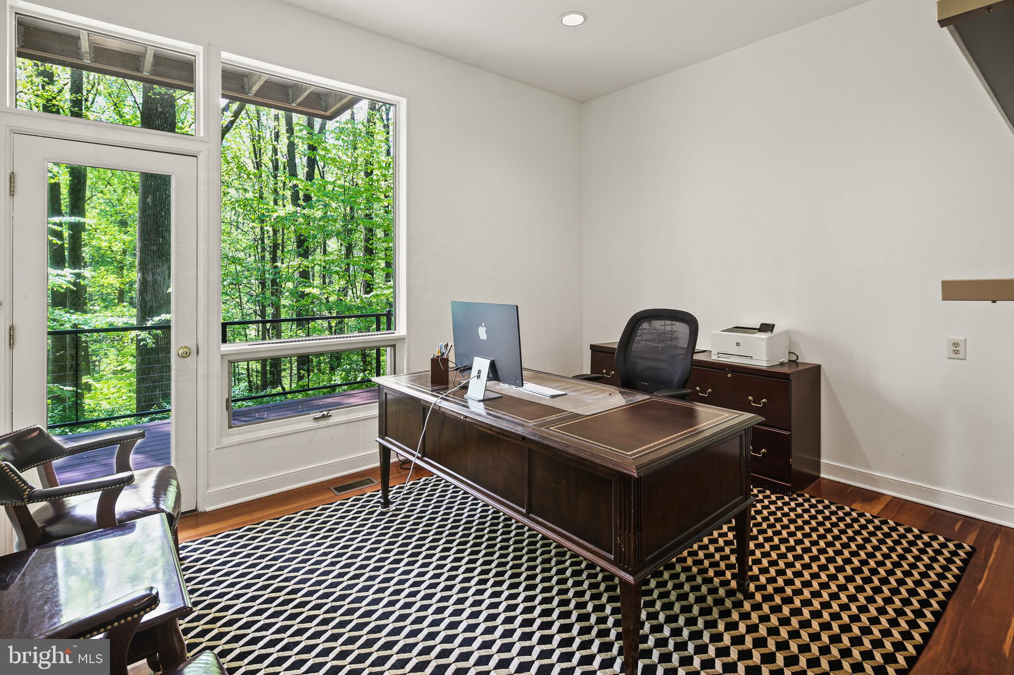 CHAPEL WOODS - Residential