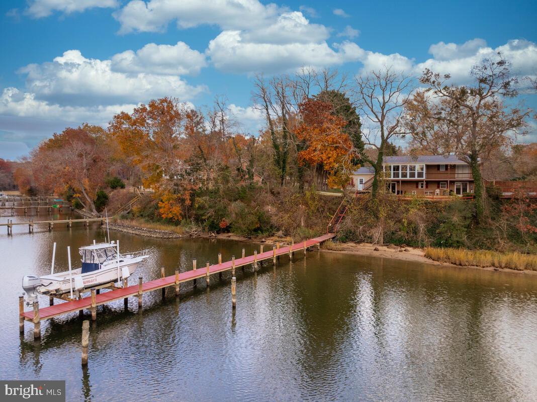 EMERALD COVE - Residential