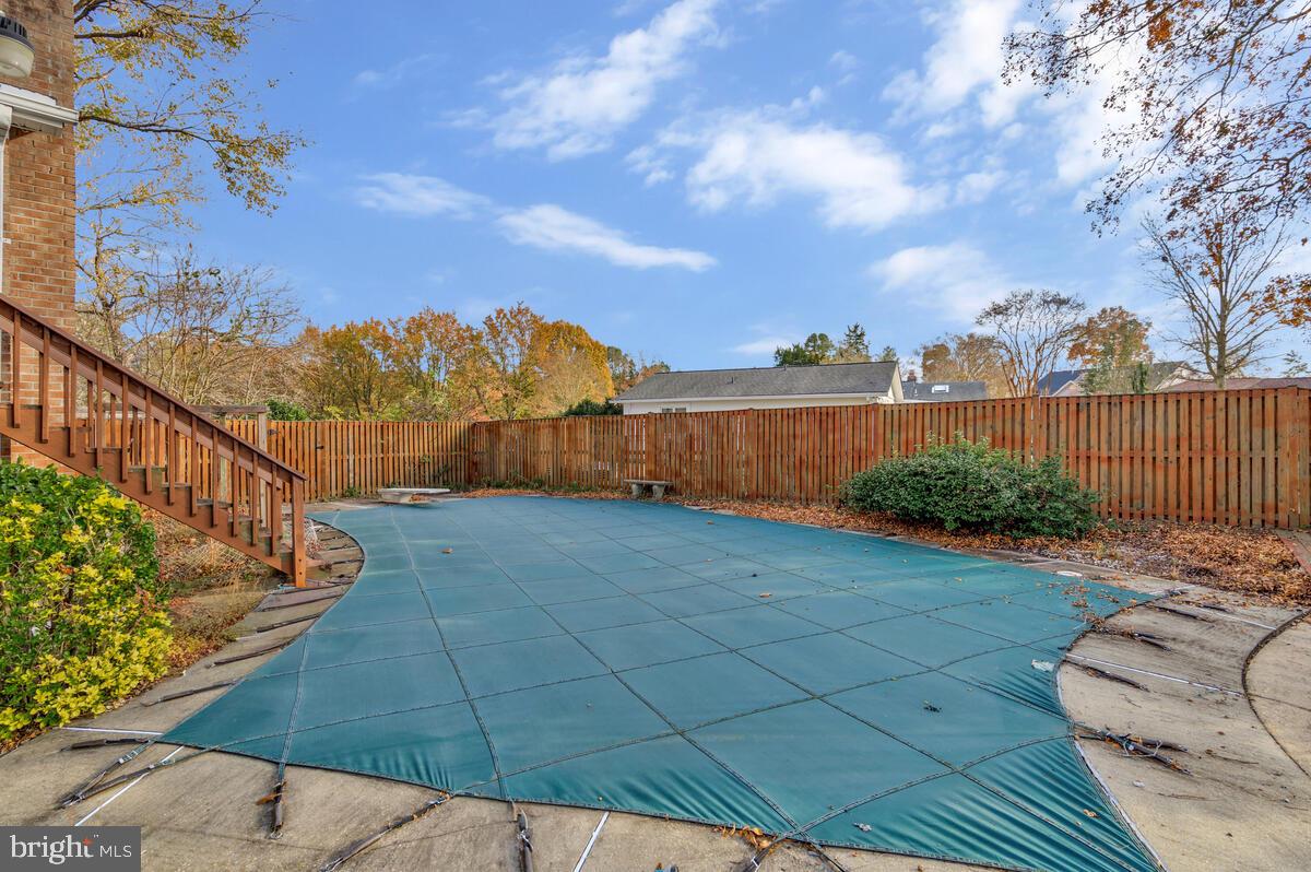 EMERALD COVE - Residential
