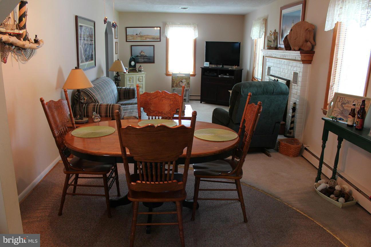 COBB ISLAND - Residential