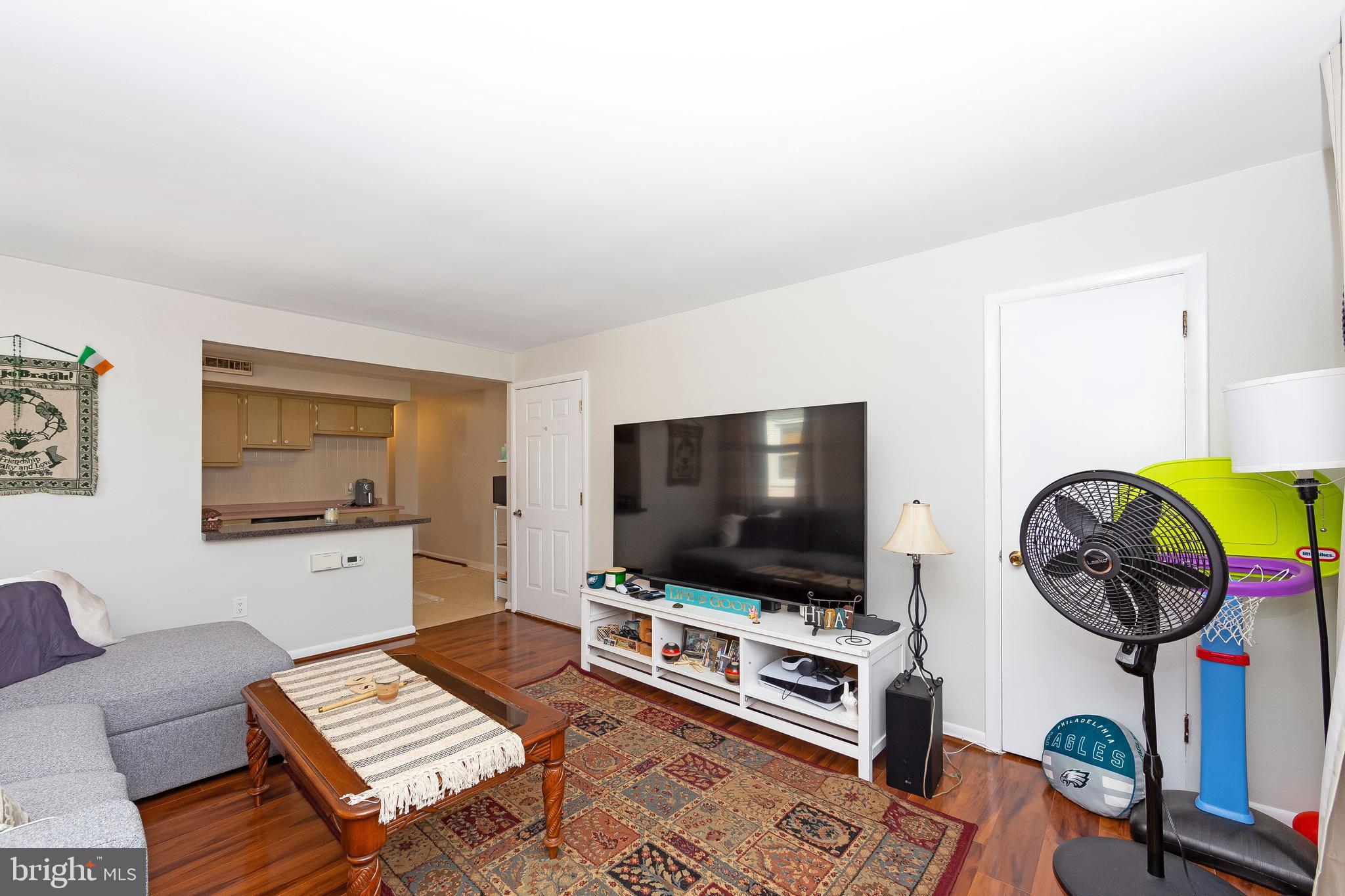FOX CHASE - Residential Income