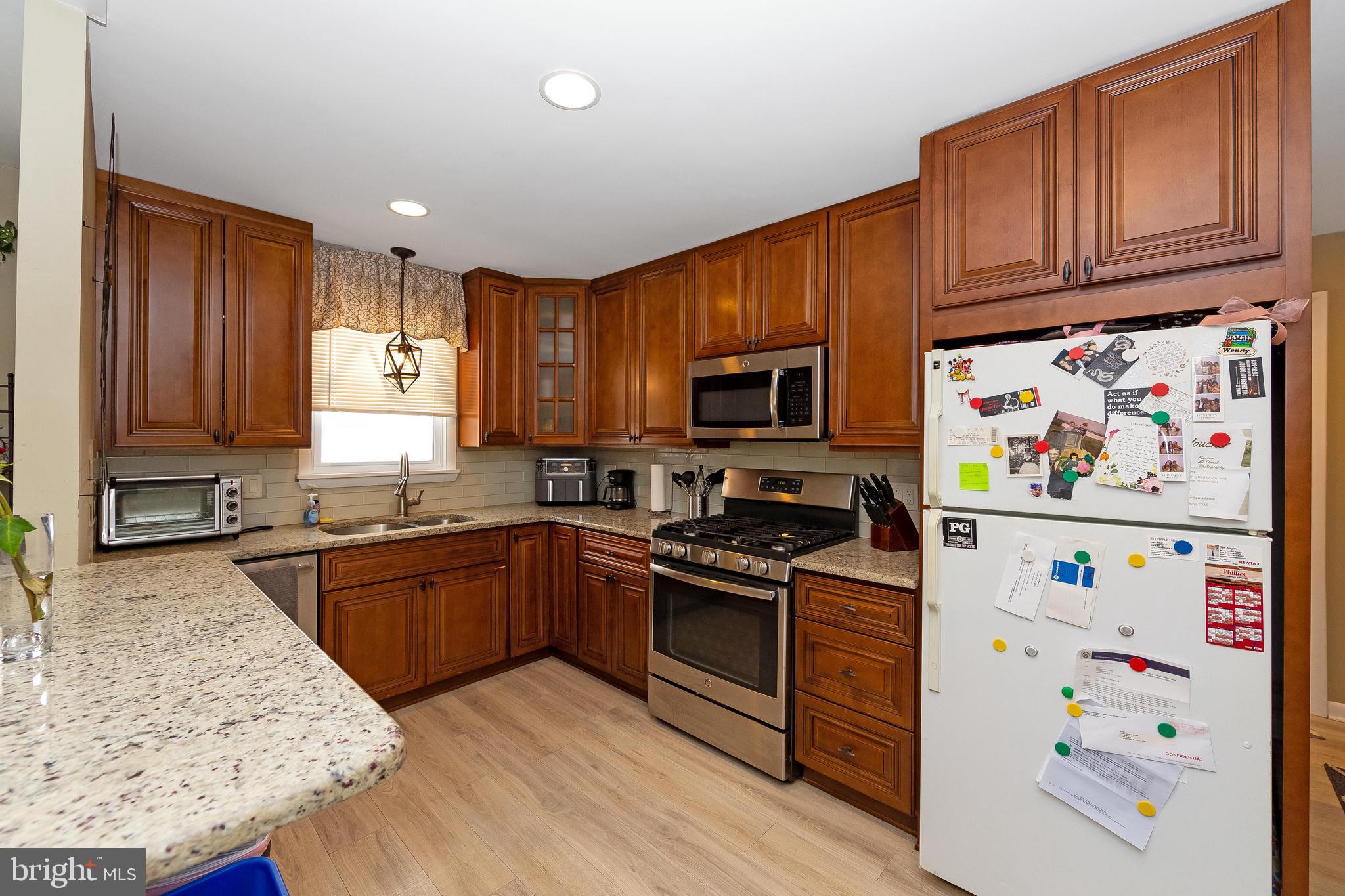 FOX CHASE - Residential Income