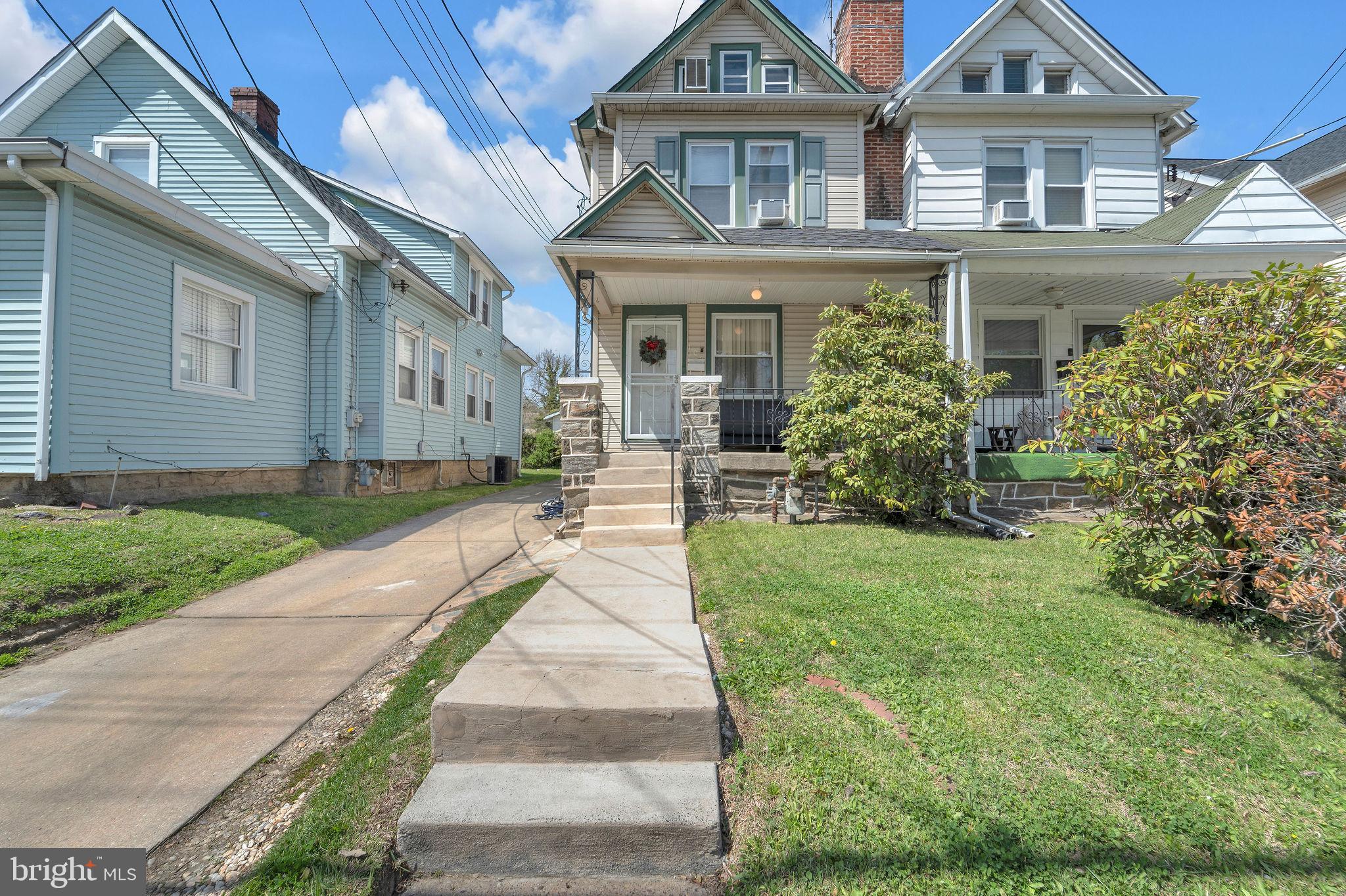 YEADON - Residential