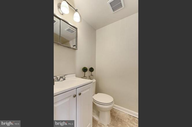 SHADOWOOD - Residential Lease