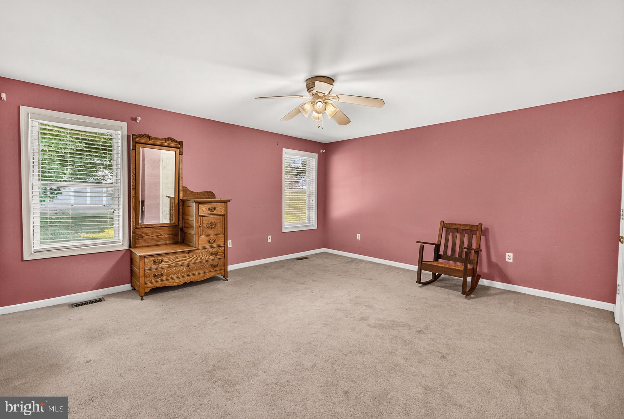 WISPERREN OAKS - Residential