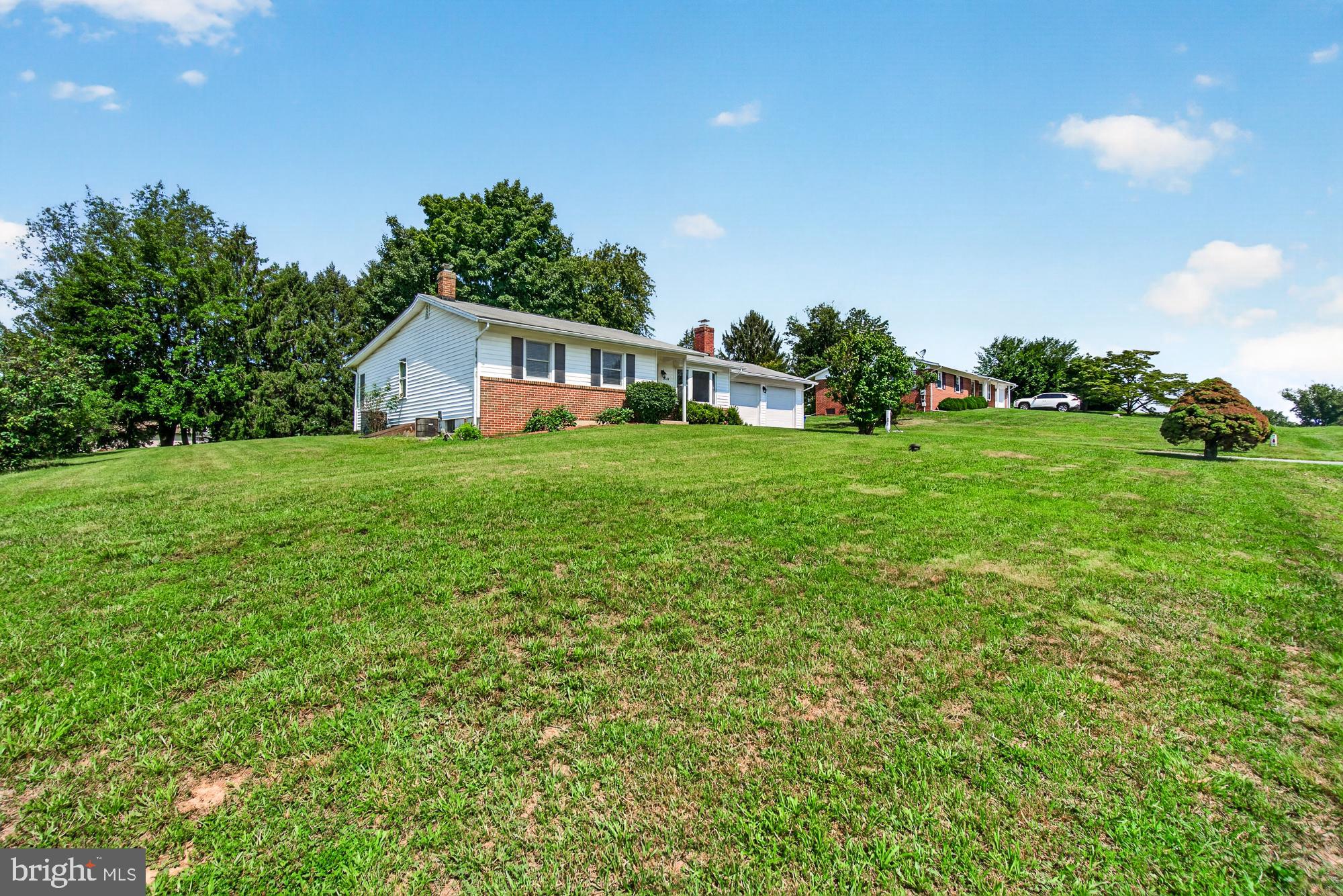WISPERREN OAKS - Residential