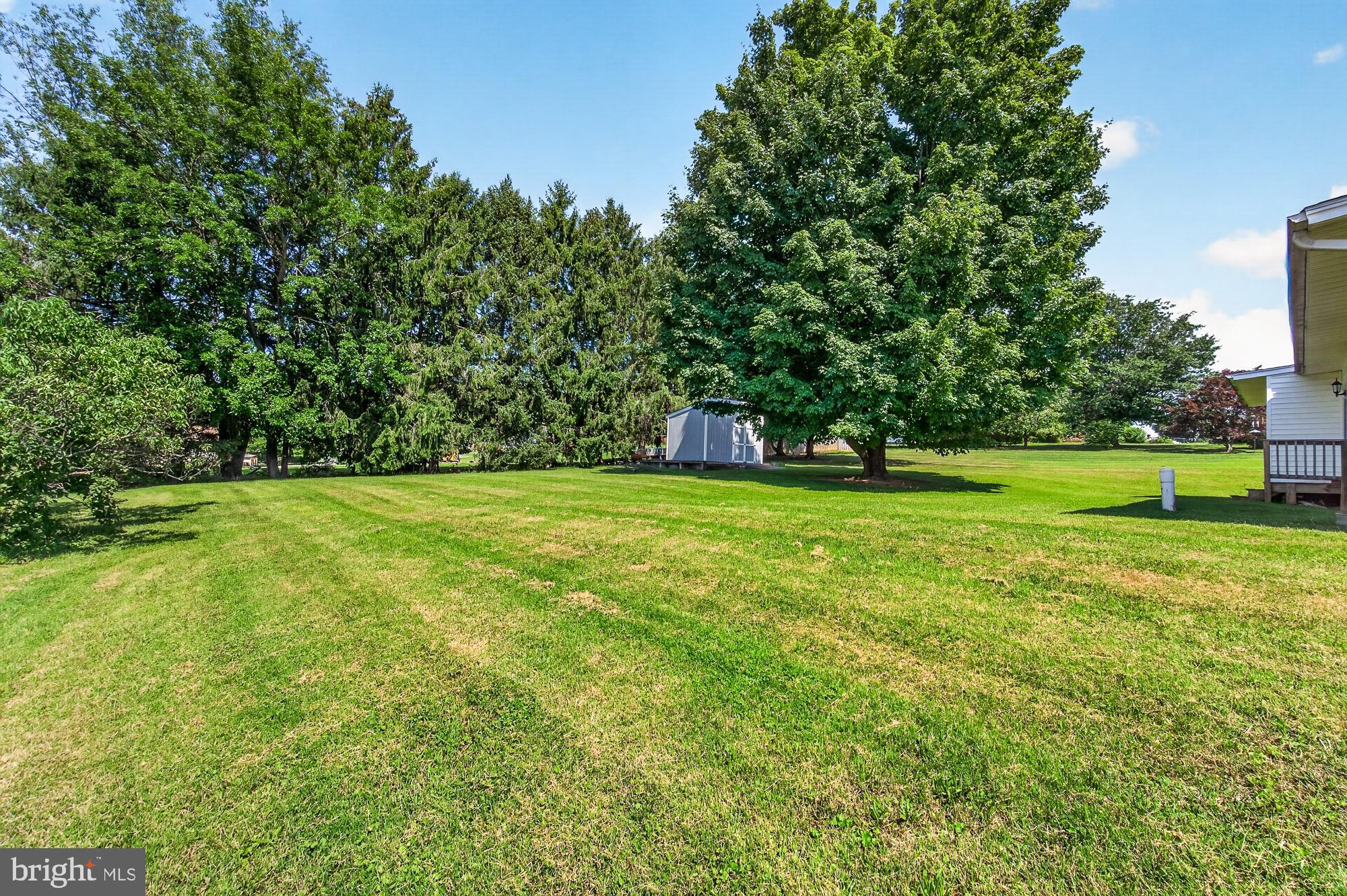 WISPERREN OAKS - Residential