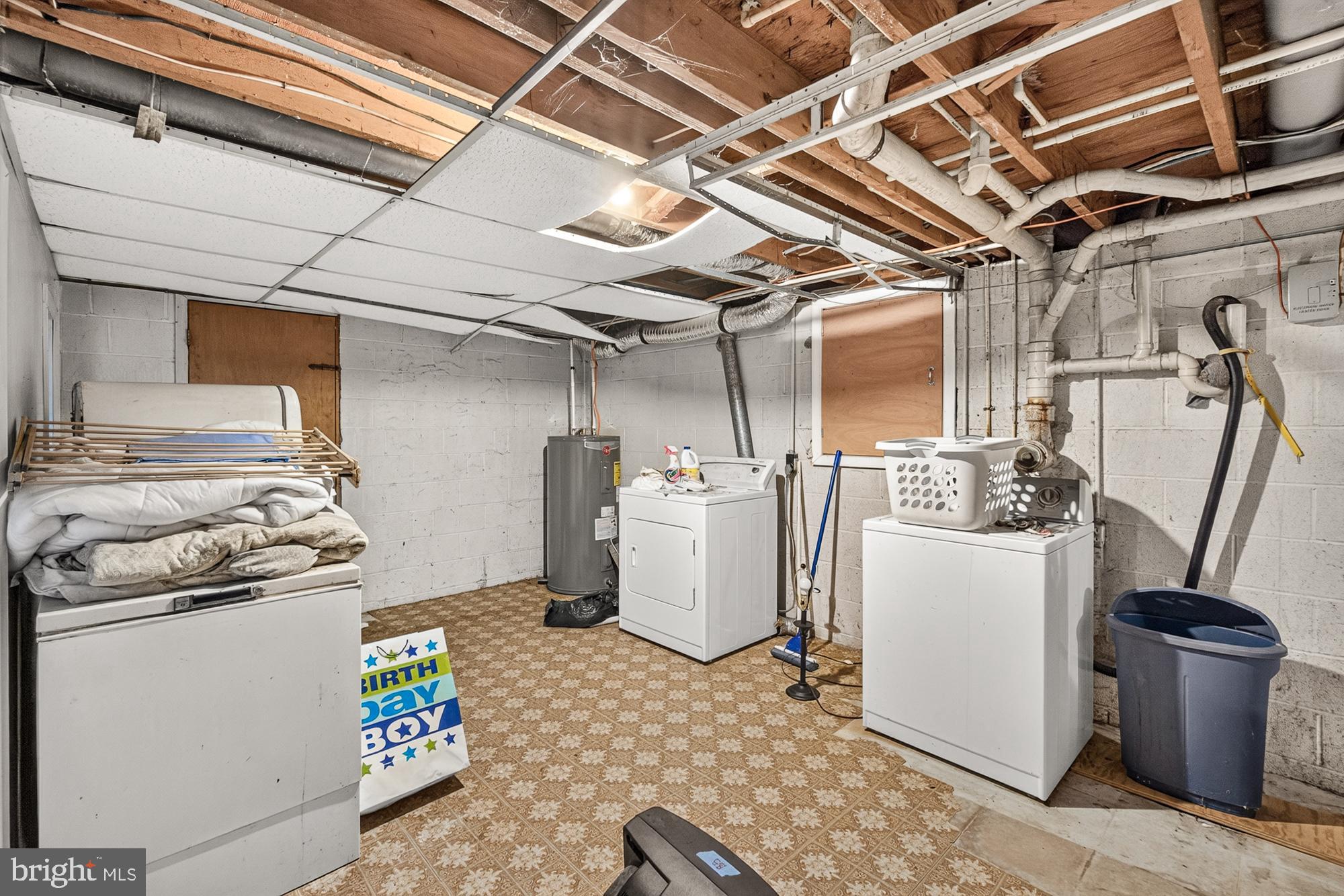 WISPERREN OAKS - Residential