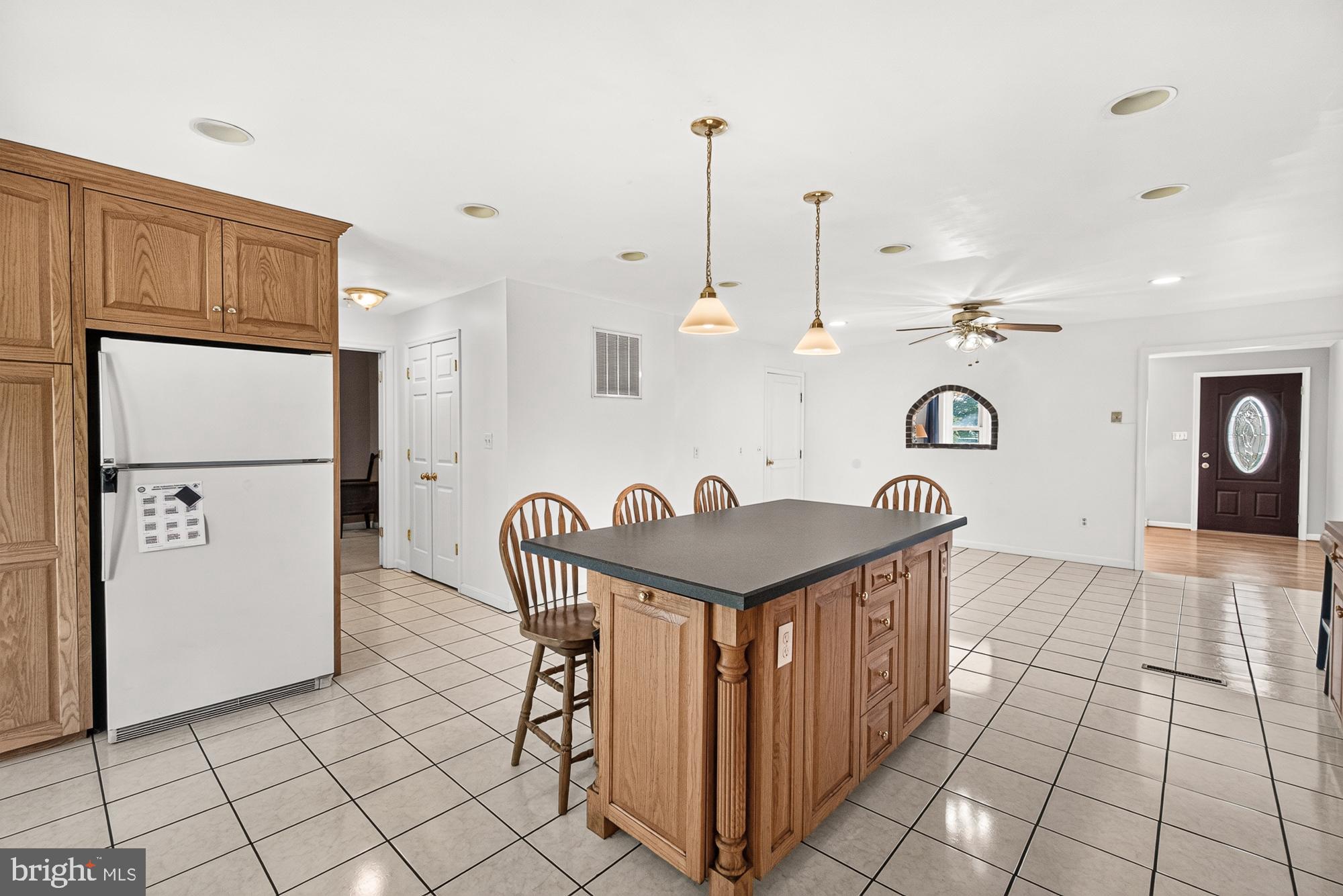 WISPERREN OAKS - Residential