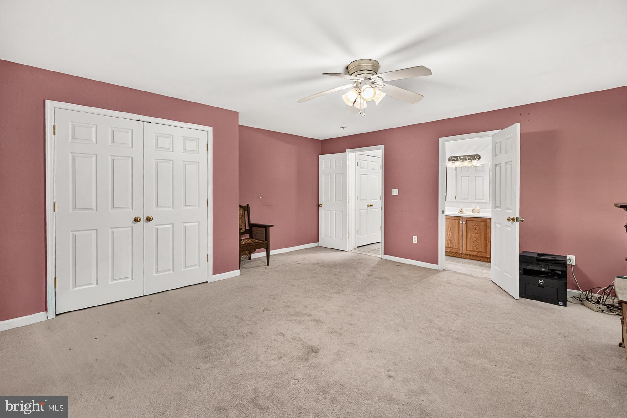 WISPERREN OAKS - Residential