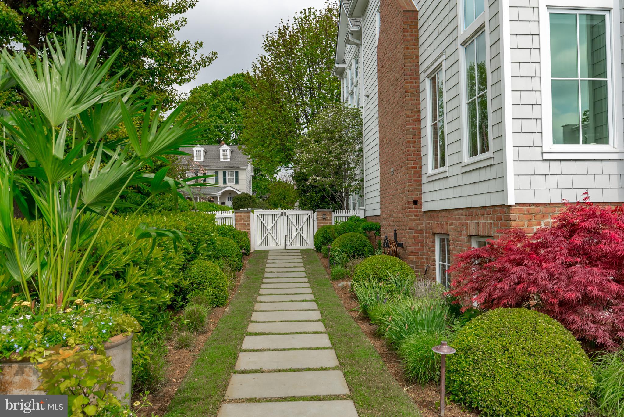 EASTPORT - Residential