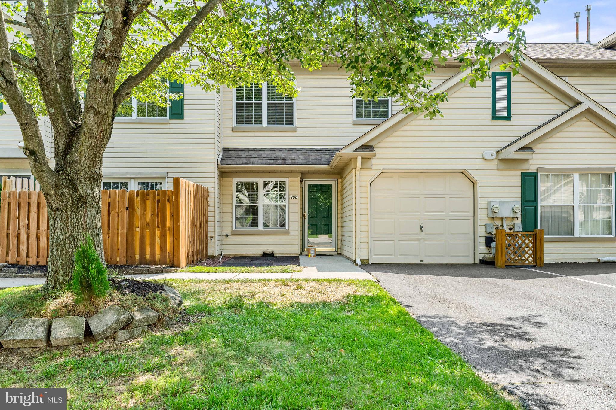 STONEBRIDGE - Residential