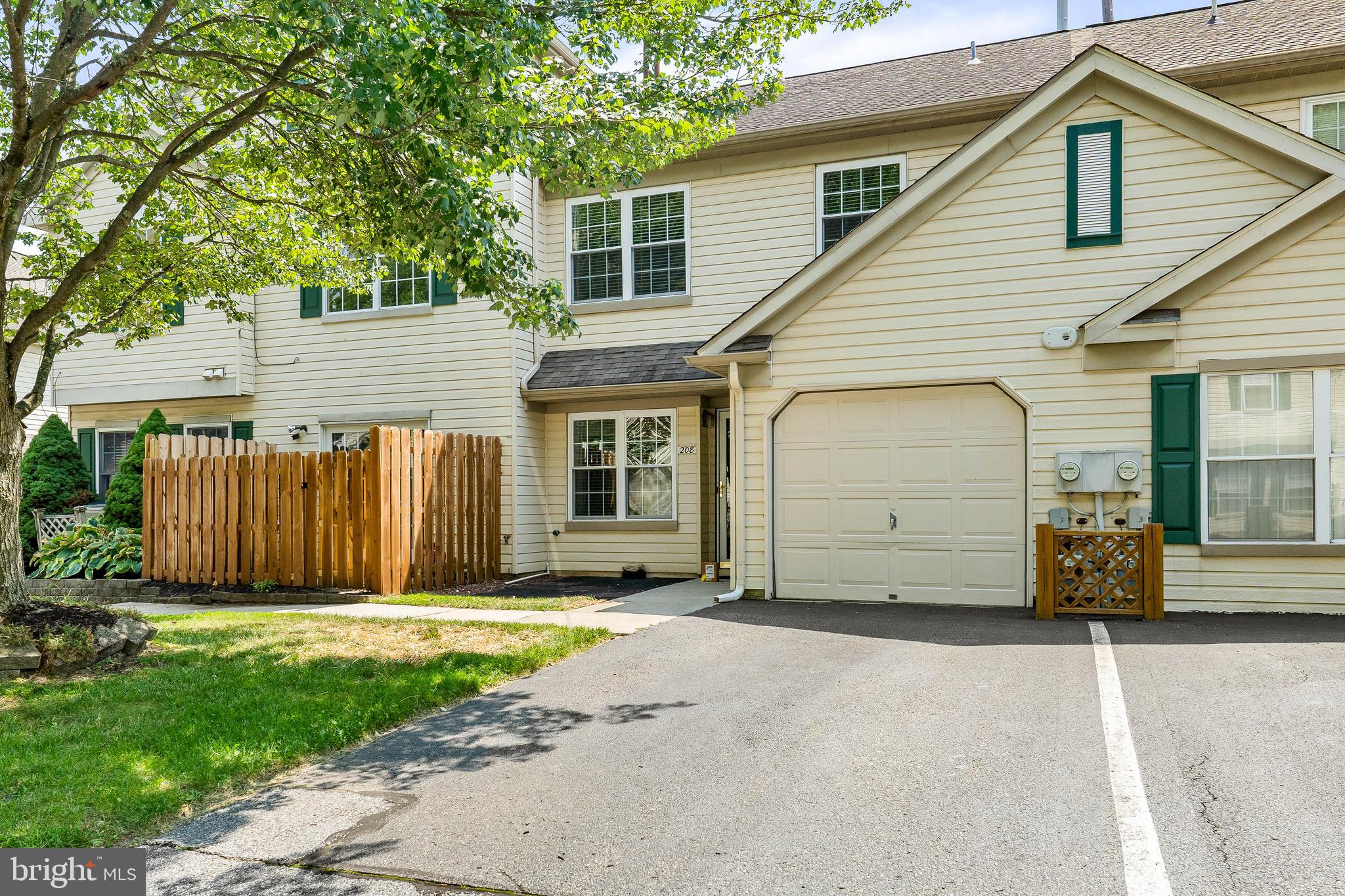 STONEBRIDGE - Residential