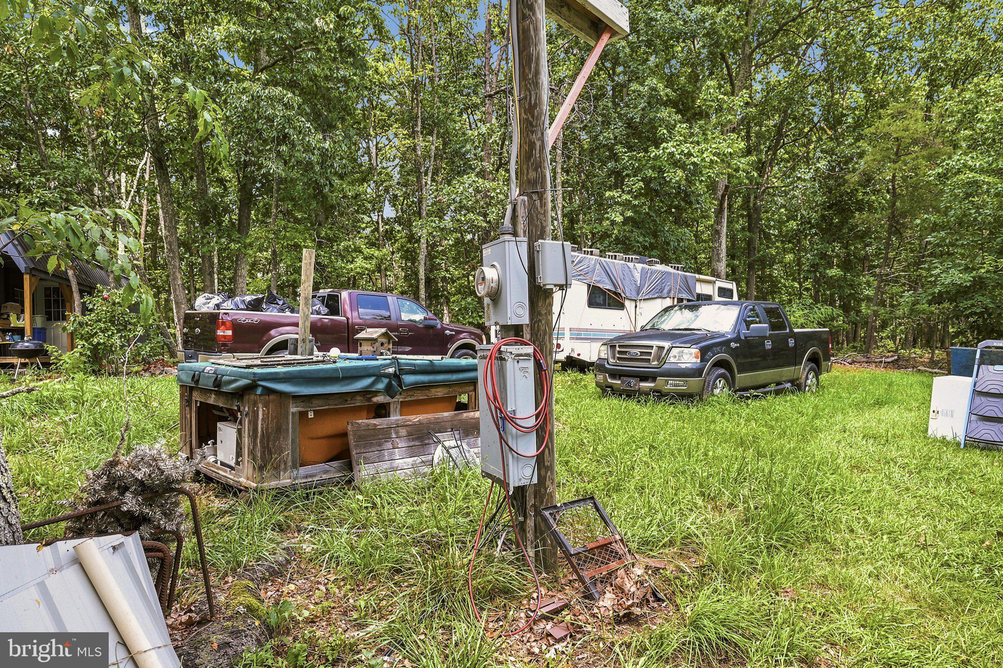 BELL HOLLOW ESTATES - Land