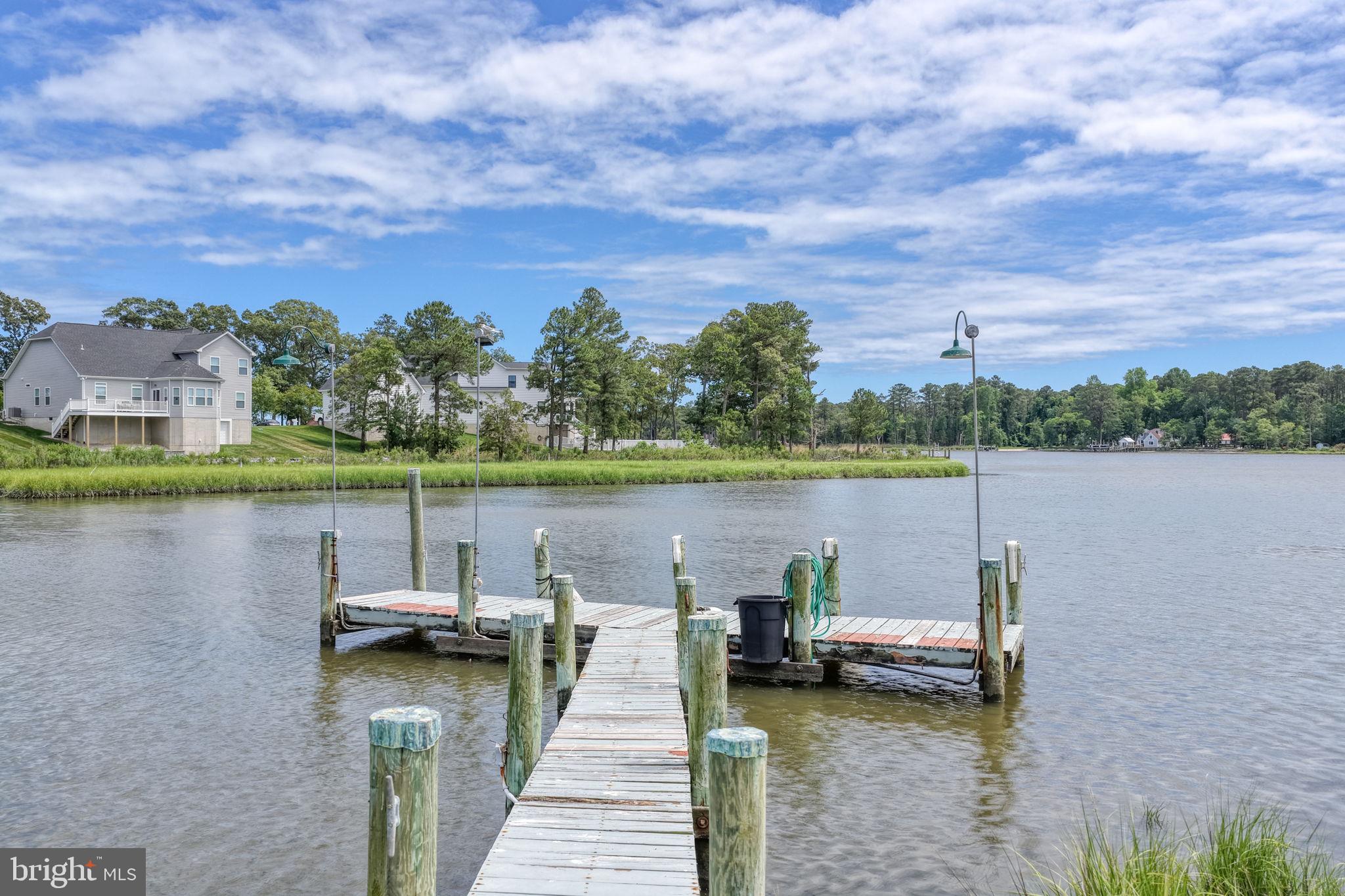 COVE ON HERRING CREEK - Land