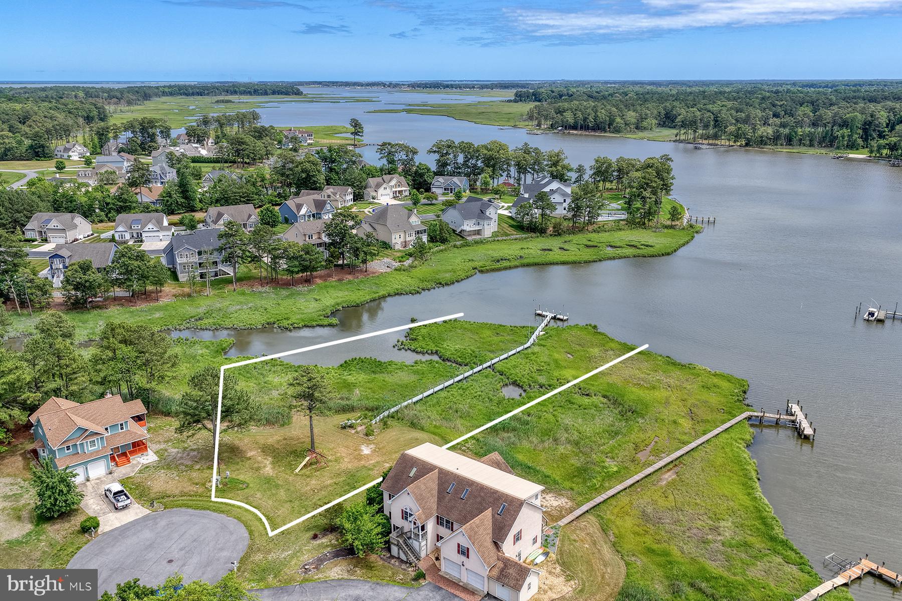 COVE ON HERRING CREEK - Land