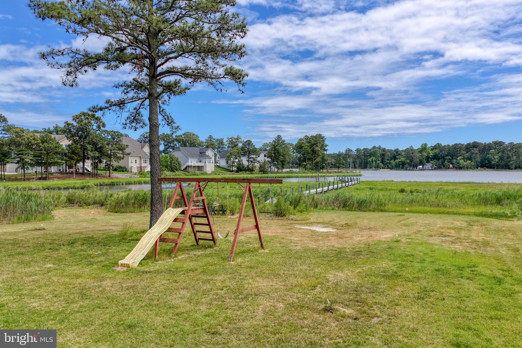 COVE ON HERRING CREEK - Land